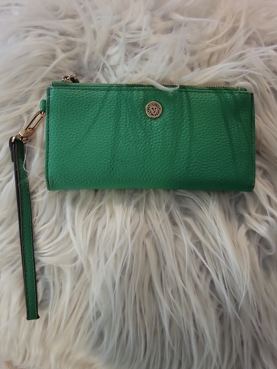 Anne Klein Handbags - Anne Klein Kelly Green Wristlet Wallet with Gold Accent - 💚
